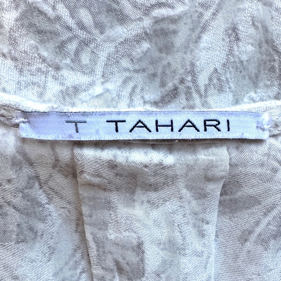 Tahari blouse - Picture 7 of 10